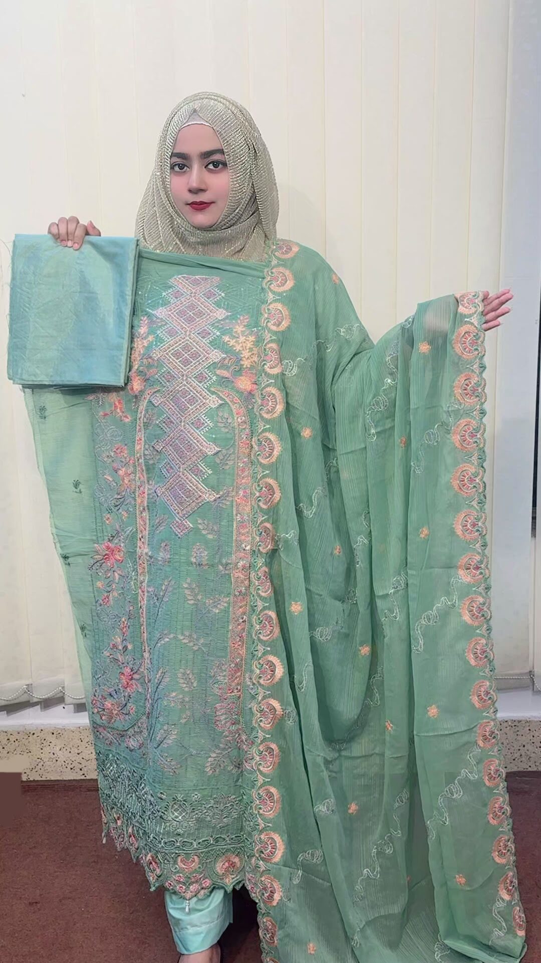 LUXARY UNSTICHED PARTY DRESS - Image 5